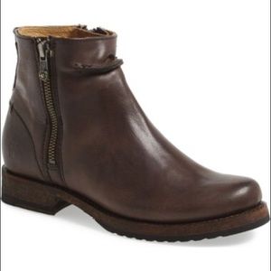 Frye Veronica Seam Short Boots *US10*